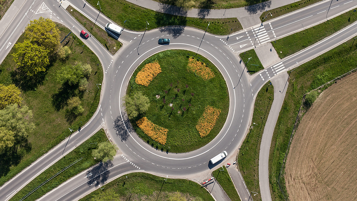 Roundabout / Traffic Circle Photo